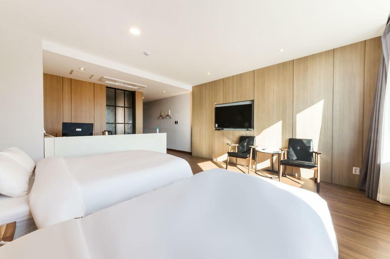Incheon Blue Marine Hotel Zewnętrze zdjęcie
