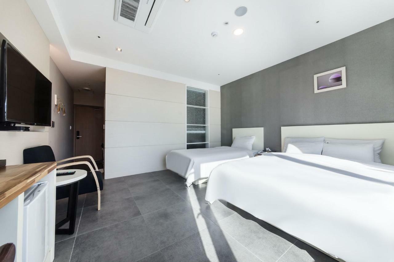 Incheon Blue Marine Hotel Zewnętrze zdjęcie