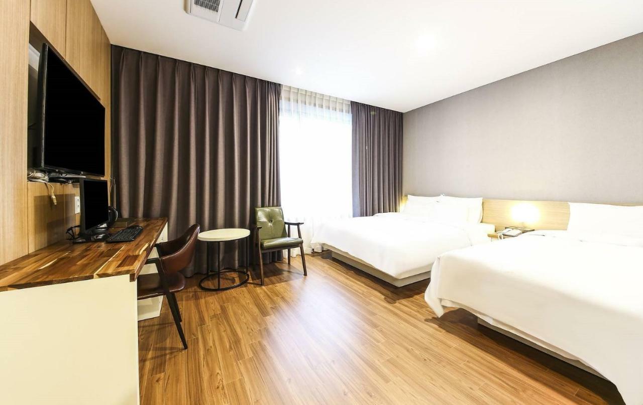 Incheon Blue Marine Hotel Zewnętrze zdjęcie