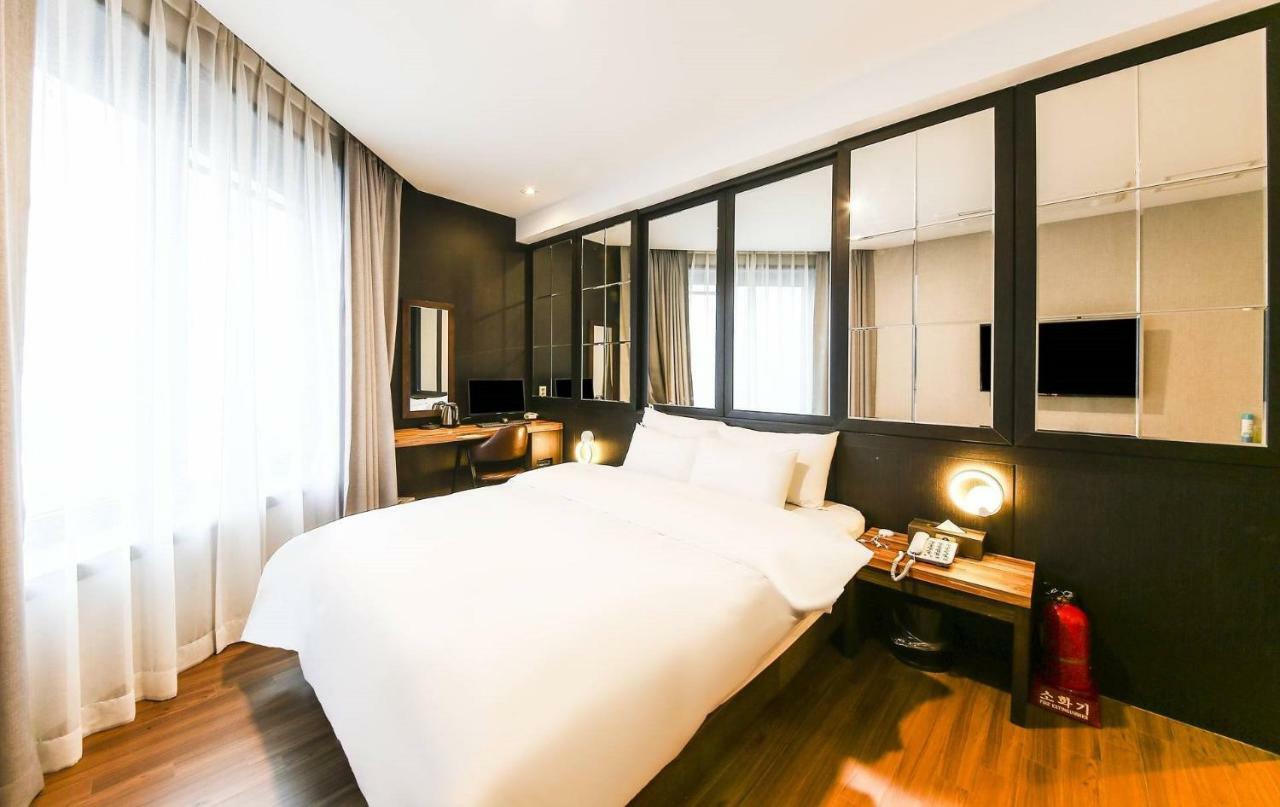 Incheon Blue Marine Hotel Zewnętrze zdjęcie