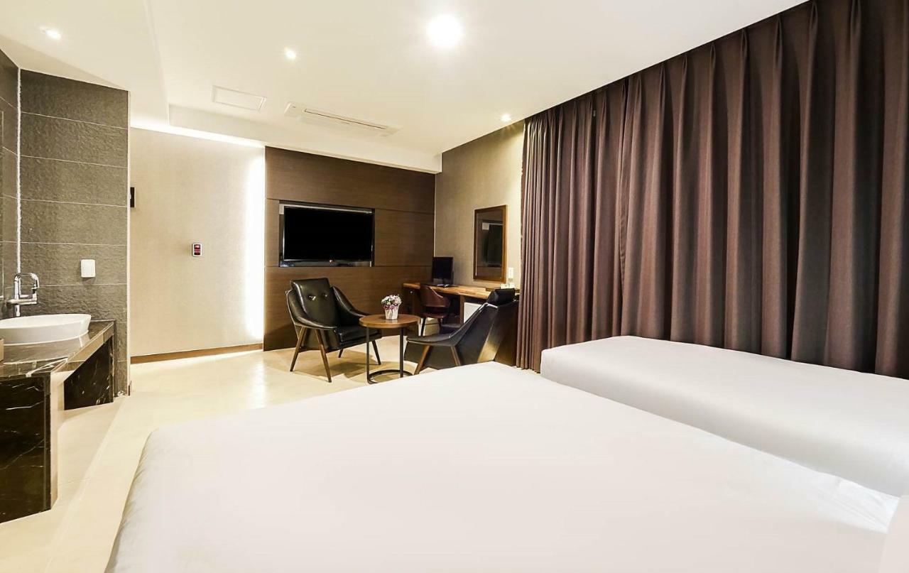 Incheon Blue Marine Hotel Zewnętrze zdjęcie